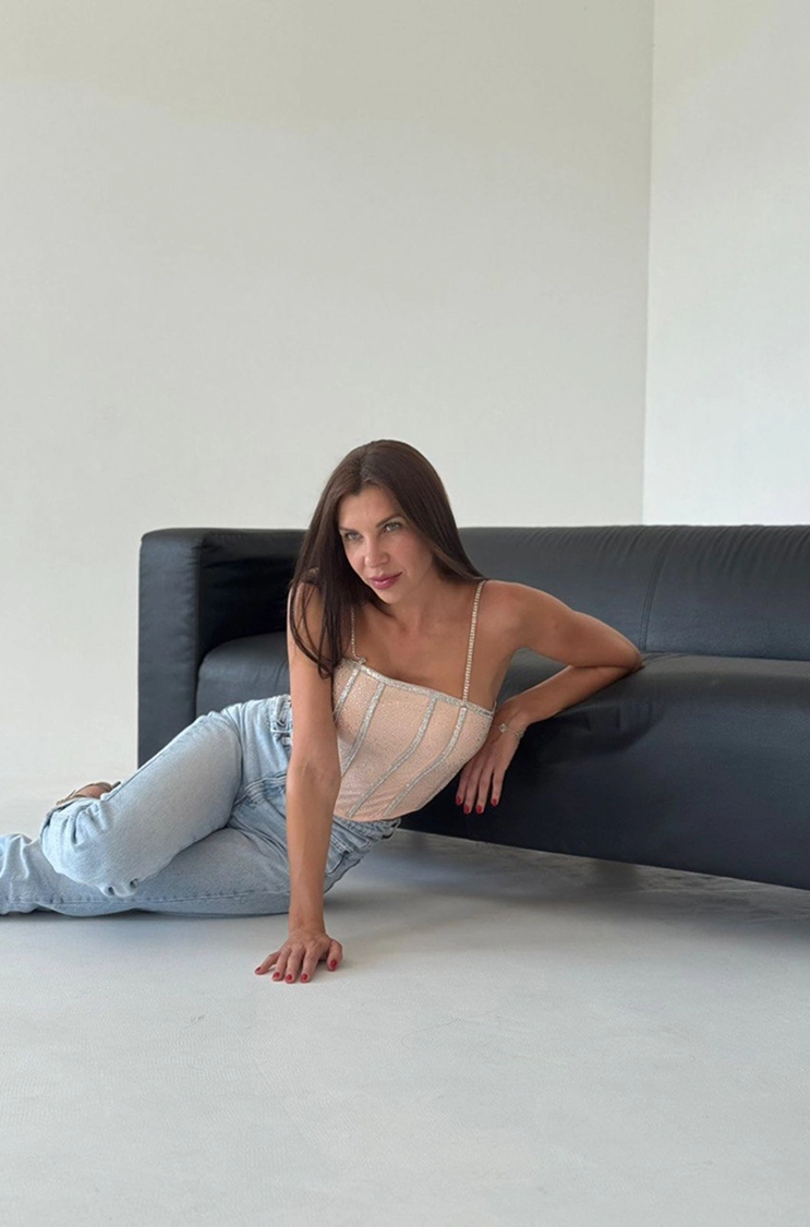 Elena 26J bild 6 page galery main Elena 26J bild 6 page galery main