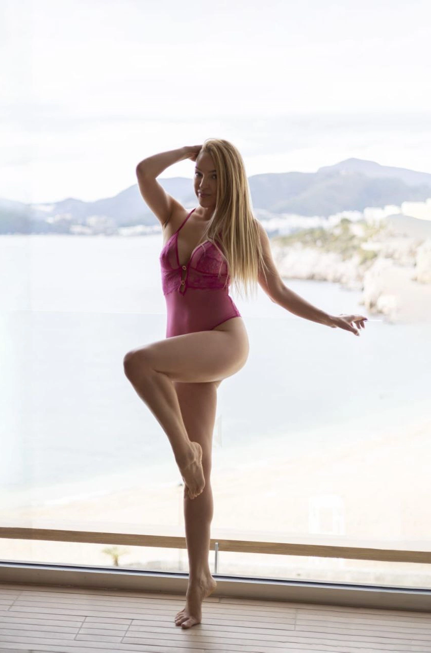 Rosemary – Brustverkehr in Berlin | Diskret & Persönlich - 6