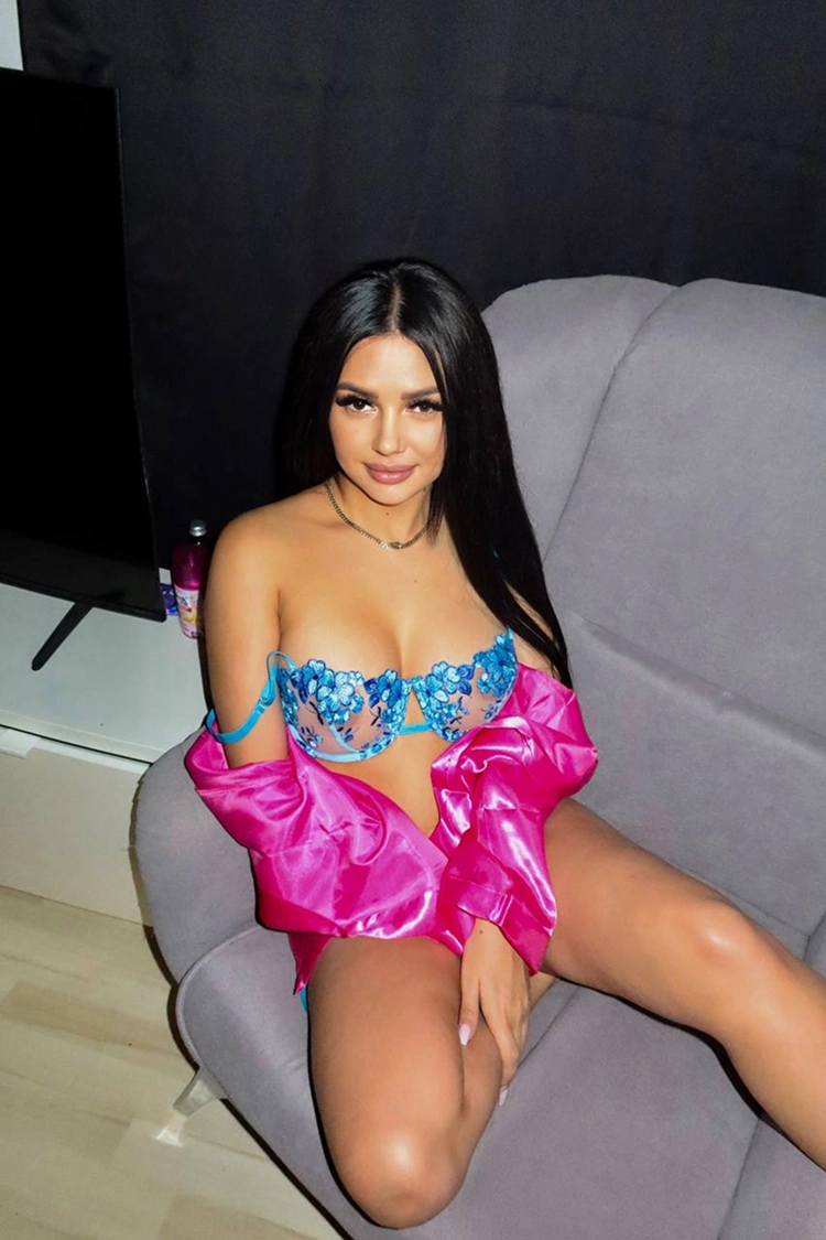 Bianca 23J bild 1 page galery main Bianca 23J bild 1 page galery main